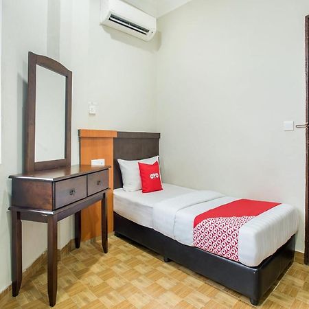 Oyo 89712 Grand Inn Семпорна Экстерьер фото