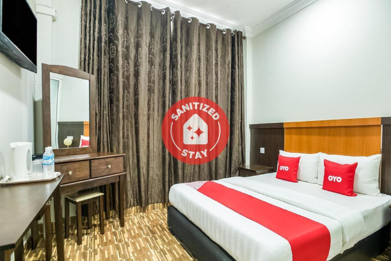 Oyo 89712 Grand Inn Семпорна Экстерьер фото