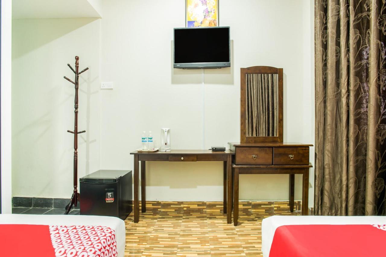 Oyo 89712 Grand Inn Семпорна Экстерьер фото